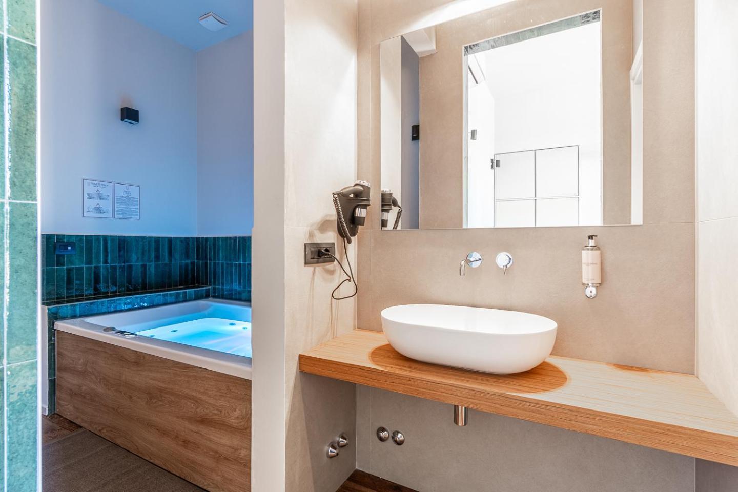 Palazzo Italia Suites Bari Exterior foto
